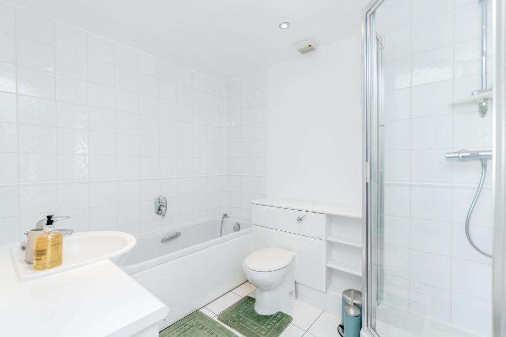 Excel Dock Apartments لندن المظهر الخارجي الصورة